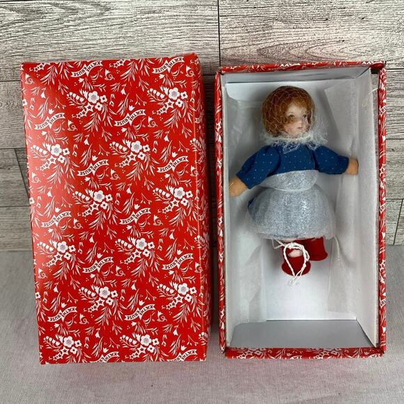 Kathe Kruse Linchen Miniature 5” Dollhouse Doll NRFB 2008-2009 RARE Mint Cond - Picture 6 of 8